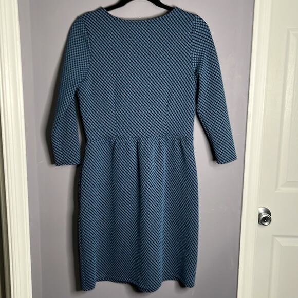 HD in Paris Blue and Black Wrap Dress With 3/4 Length Sleeves Size Small - Picture 6 of 7
